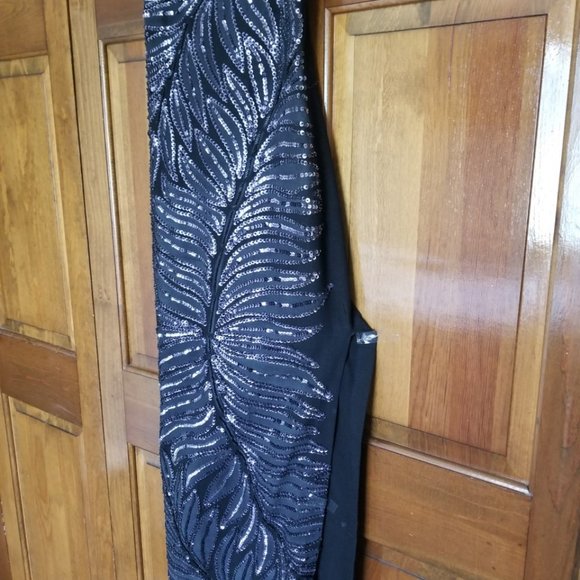Black, Beaded Full-Length Gown - Picture 5 of 8